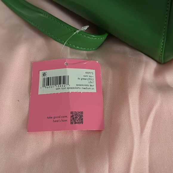 The Sam Icon Bag in Medium- KS green (300) Style K9775 Spazzolato leather - Picture 12 of 13